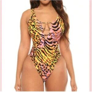 🎉 NEW ONE PIECE SWIMSUIT